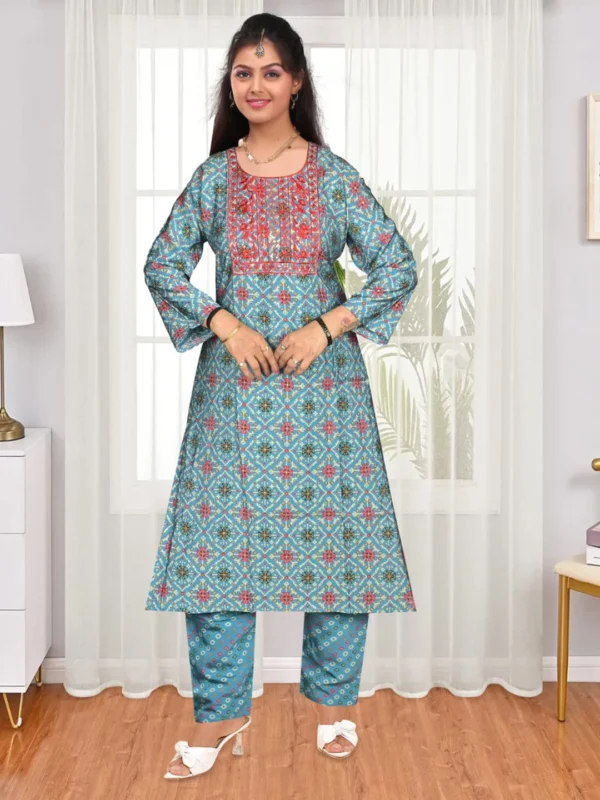 SD4U Pant Set in Muslean Fabric