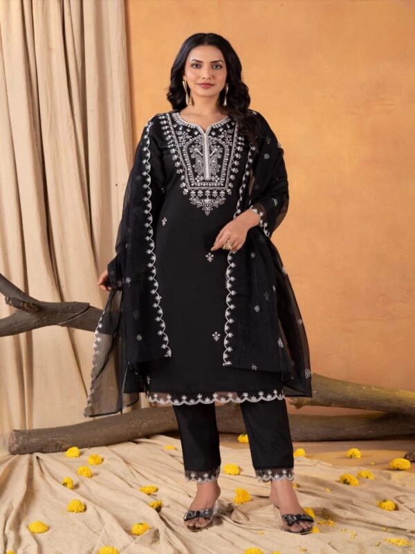 SD4U Pant Set with Heavy Duppata