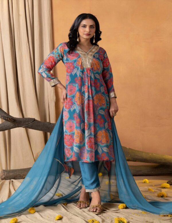 SD4U Nayra Cut Style Pant Set With Duppata