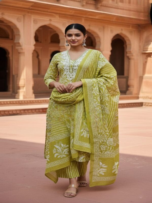 SD4U Pant Set with Duppata